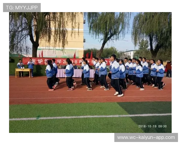 成都教师招聘考生跑步入场,校方称多场面会匆忙,成都教室招聘 成都教师招聘考生跑步入场,校方称多场面会匆忙,成都教室招聘